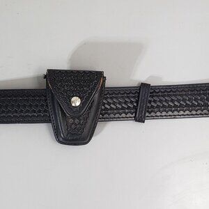 Black Leather Safariland Duty Belt Basketweave 36 With 190 Handcuff Snap Pouch